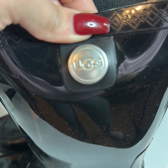 Black UGG rain boots - Picture 2 of 3